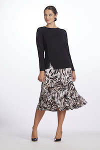 Womenswear: 9043A Flared Hem Skirt