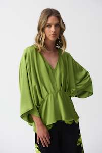 Womenswear: 251037 Washer Satin Kimono Top