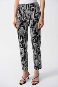 Womenswear: 251224 Slim Leg Knit Print Ankle Pant