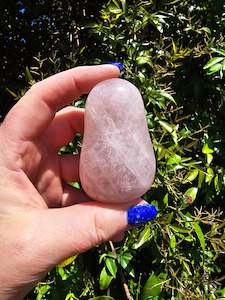 Rose Quartz Xlarge Tumbled Stone A