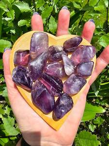 Tumbled Stones: Amethyst Tumbled Stone