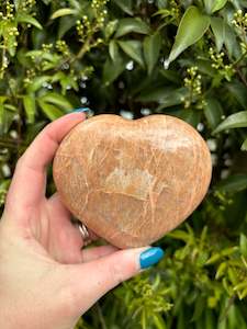 Hearts: Peach Moonstone Heart A