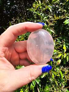 Palmstones: Rose Quartz Palm Stone C