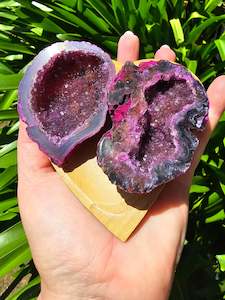 Geode Caves: Agate Geode | Cave Pink Xlarge