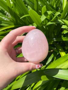 Rose Quartz Large Egg