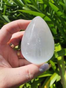 Eggs: Selenite Egg