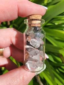 Quartz with Inclusions Chip Bottle