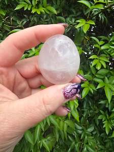 Palmstones: Rose Quartz Palm Stone F