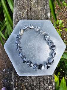 Pinolith | Nugget Bead Bracelet