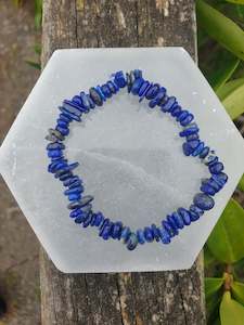 Lapis Lazuli Crystal Chip Bracelet