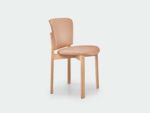 Furniture: Pinta Dining Chair