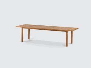 Furniture: Tibbo dining table