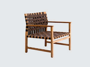 Furniture: Vis A Vis Club Chair