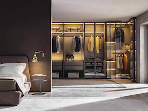 Furniture: Gliss Master Wardrobe