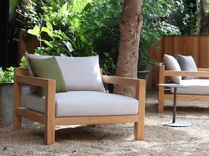 Ariki lounge chair