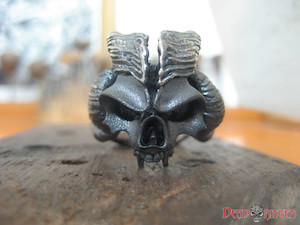 Horned God Skull Ring deadringerjewelry