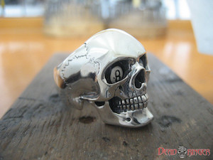 Crazy 8-Ball Skull Ring deadringerjewelry