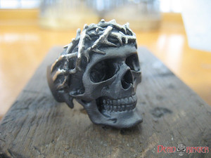 Crown of Thorns Skull Ring deadringerjewelry