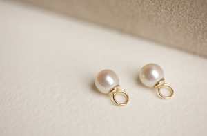 Jewellery: Petite Round Pearl Charms