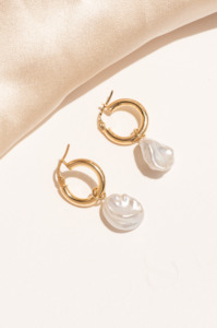 Ronde Hoop with Keshi Pearl Charm Earrings