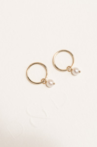 Jewellery: Petite Round Pearl Sleepers