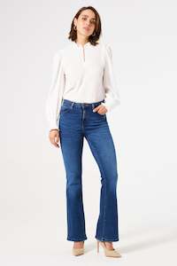 Womenswear: Celia 245/30 Jean