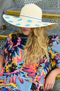 Womenswear: A Spot in the Sun Hat