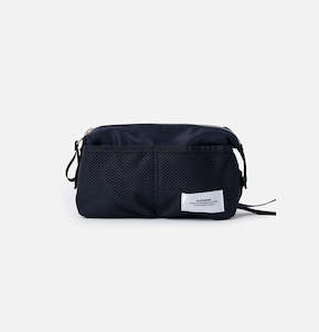 Womenswear: Wash Bag