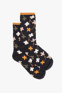 Womenswear: Crossvine Sock