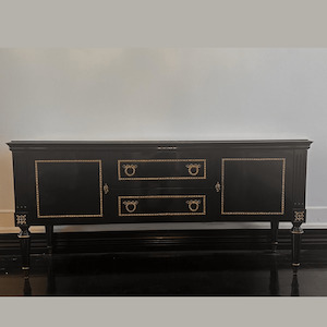 Furniture: Classic Style TV Cabinet “Piano”