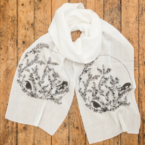 Scarf - Mānuka, Miromiro & Tītipounamu White