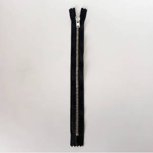 YKK Metal Zip - 24cm