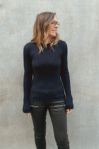 Deval: Sara Long Sleeve Rib Top Navy