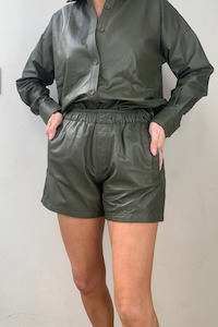 Deval: Ryley Leather Shorts Army Green