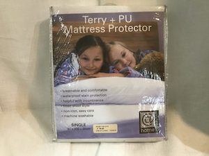 Mattress protector