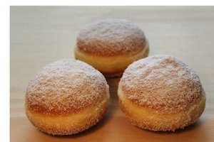 Bakery and hot bread: Berliner Doughnut