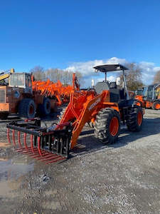 Hitachi Zw100 , 7 Ton Wheel Loader , Open Cab, Silage Farm Machine