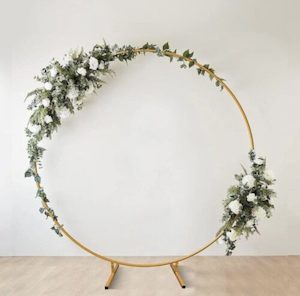 2M gold circle arch