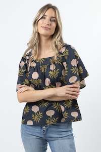 Clothing: STELLA + GEMMA - Rita Top Fiore Navy