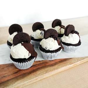 Cookies & Cream Cupcakes