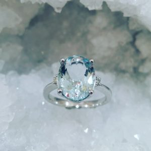 Aquamarine & Diamond Ring 18ct white gold