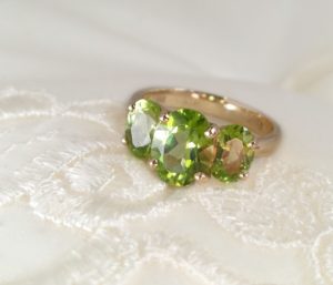 Peridot Three Stone Ring 9ct Gold