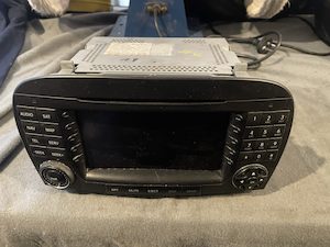 Mercedes W211 Infotainment system