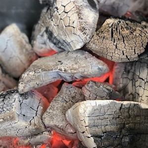 Commodities Premium Hardwood Lump BBQ Charcoal 10kg Ci5