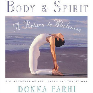 Yoga Mind, Body and Spirit – Paperback (US) 