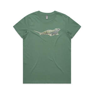 Sunbathing Tuatara tee