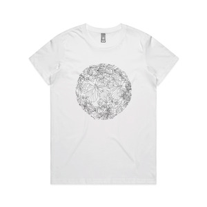 Around in Circles Butterflies tee