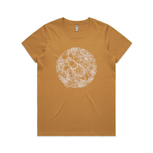 Around in Circles Bees tee