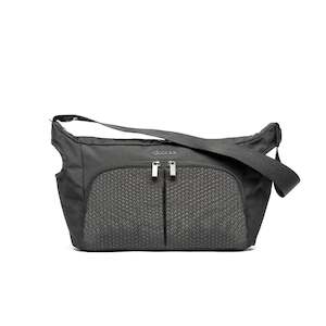 Accessories: Doona Essentials Bag - Nitro Black