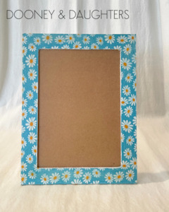 Daisies Photo Frame